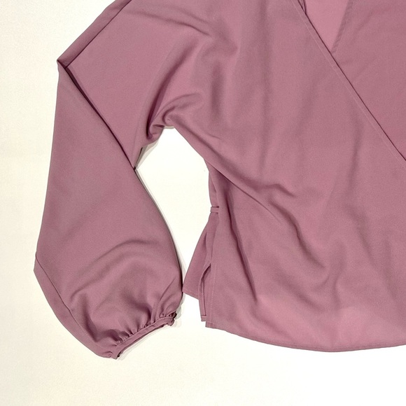 Aritzia Wilfred Lilia Blouse pink lilac color tie front wrap lavender - Picture 7 of 9